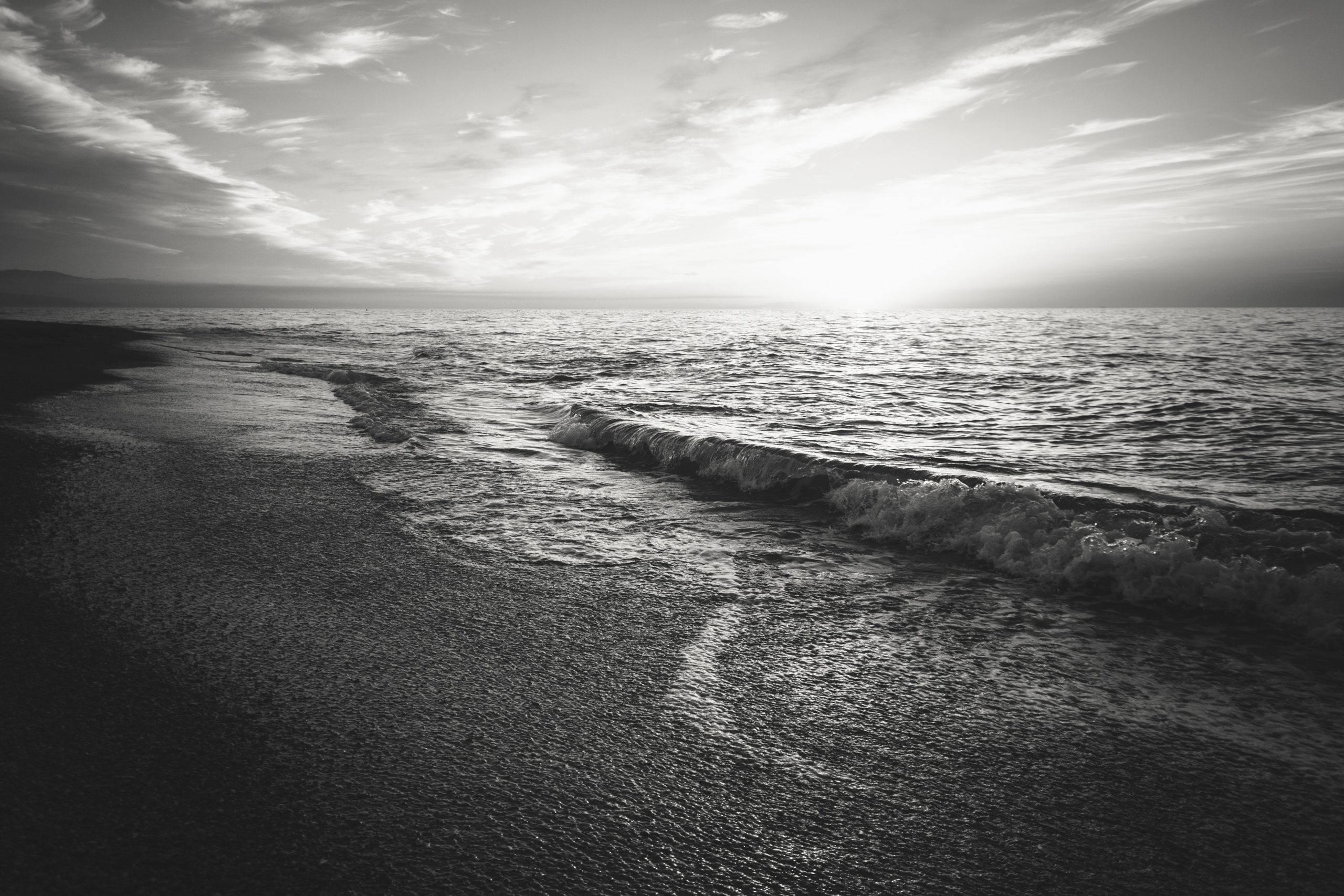 sea-black-and-white-sunset-beach-39110 – Mother's Reality